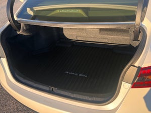 2018 Toyota Avalon Hybrid XLE Premium